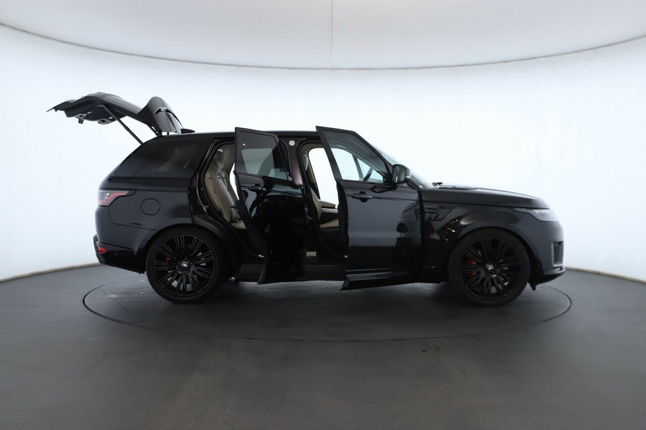 Land Rover Range Rover Sport image 2