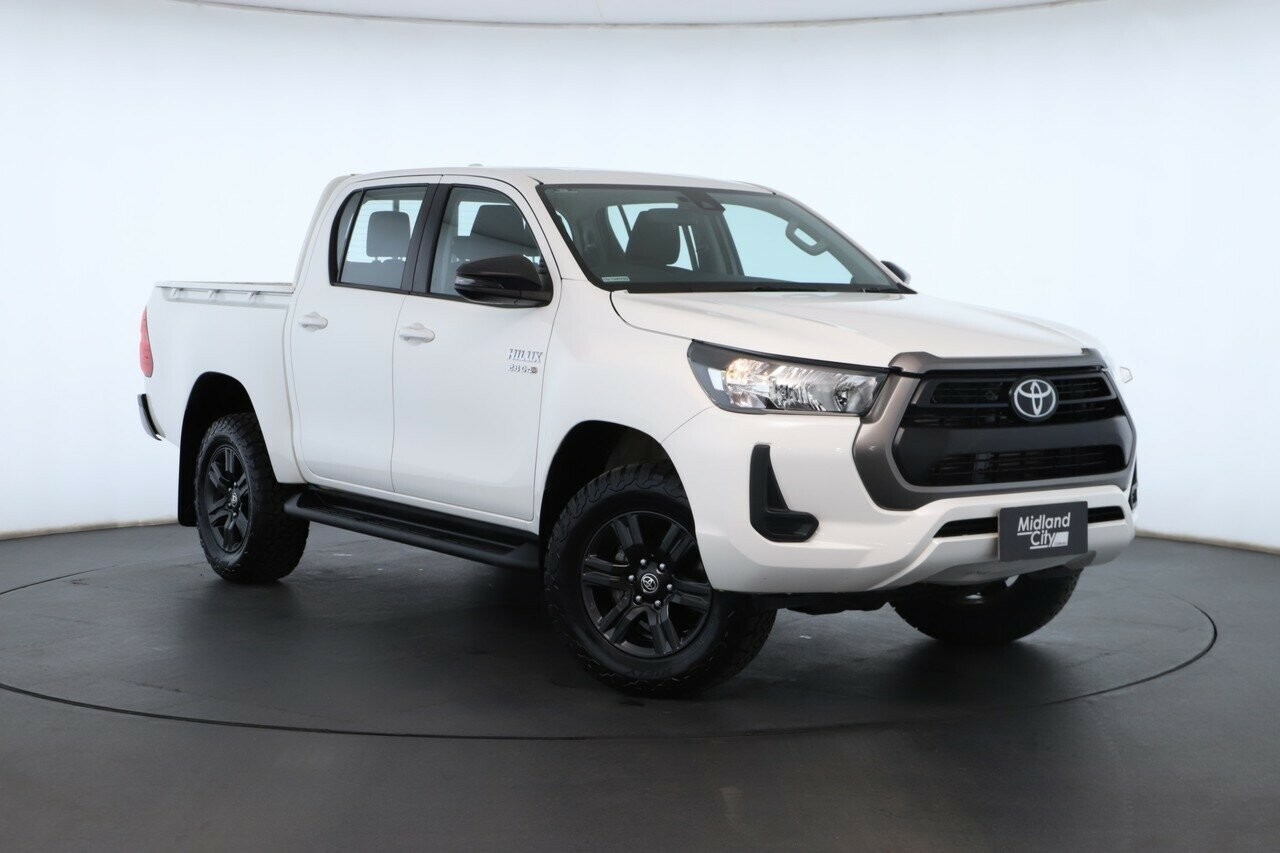 Toyota Hilux image 1