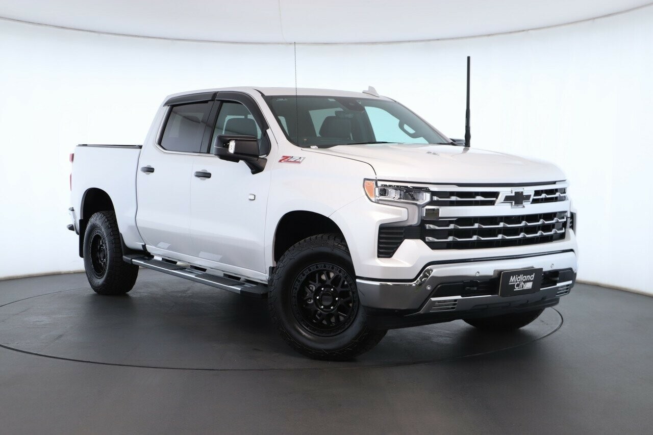 Chevrolet Silverado image 1