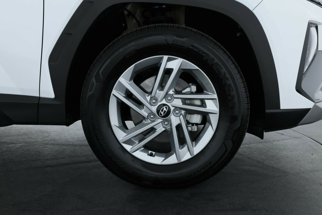 Hyundai Tucson image 4