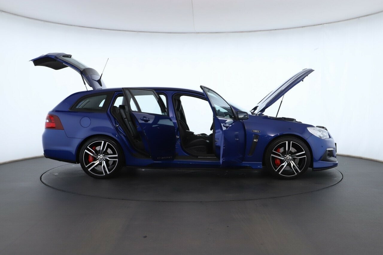 Holden Special Vehicles Clubsport image 2
