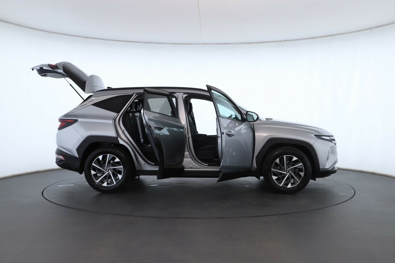 Hyundai Tucson image 2