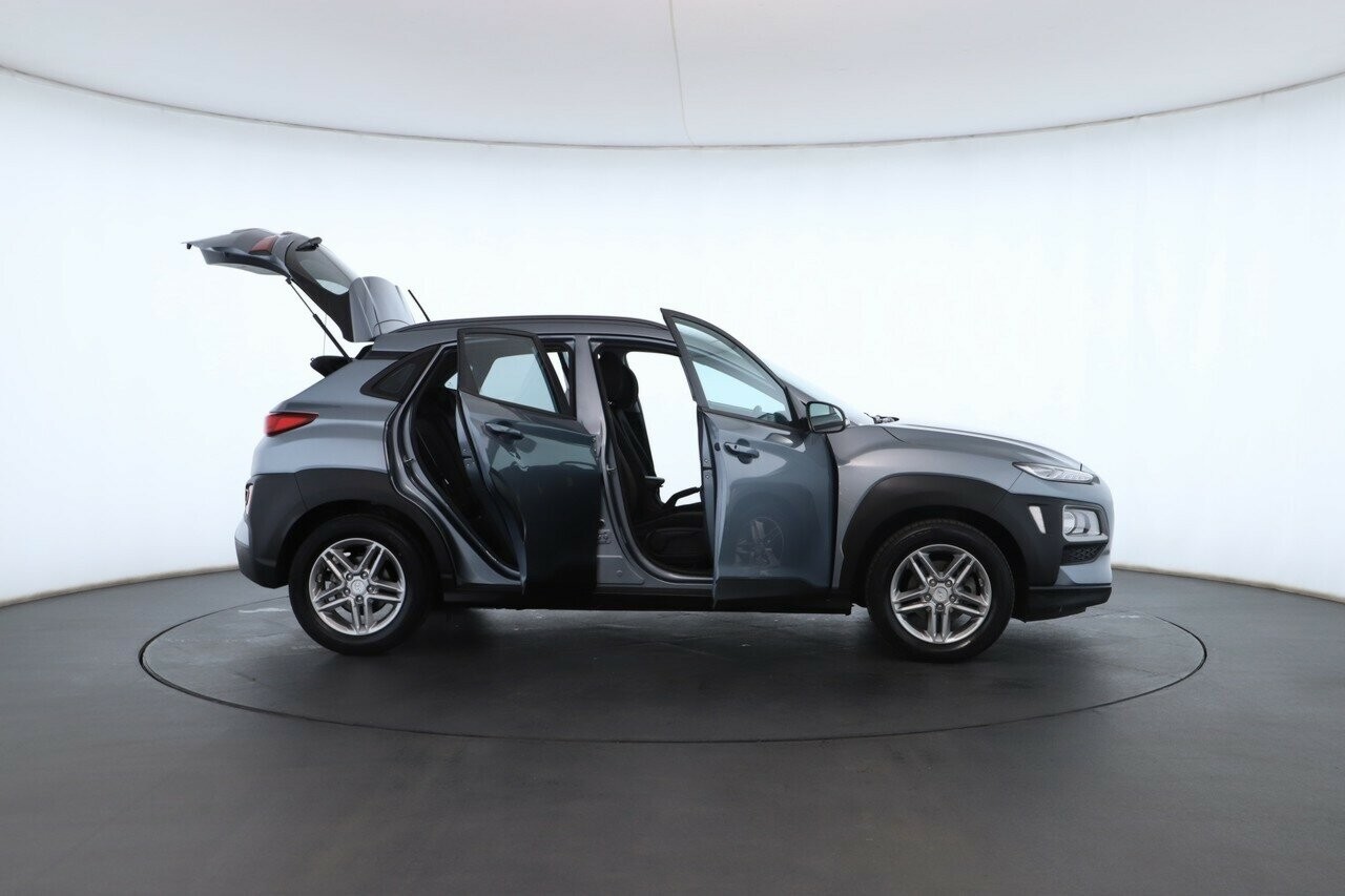 Hyundai Kona image 2