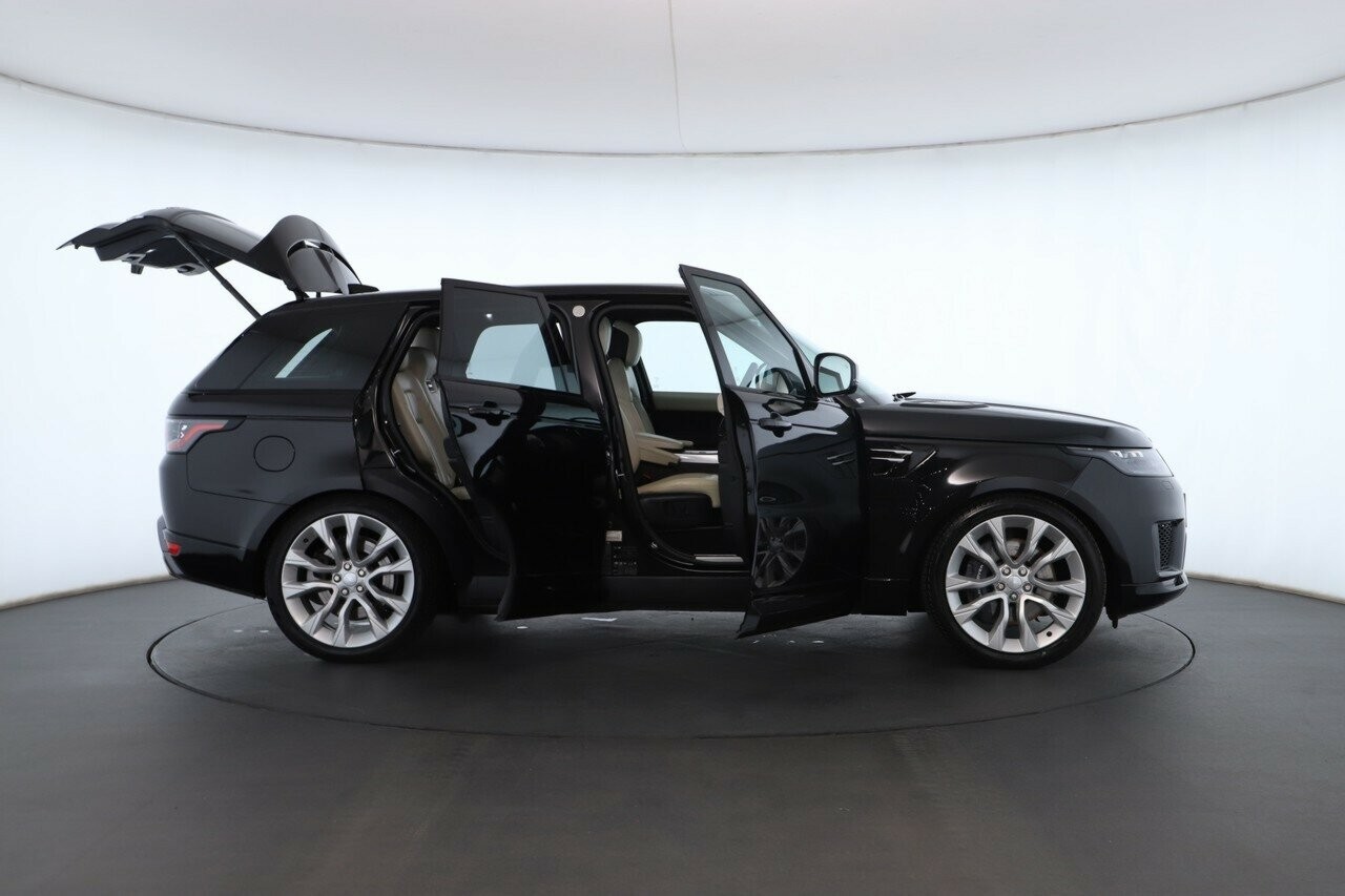 Land Rover Range Rover Sport image 2