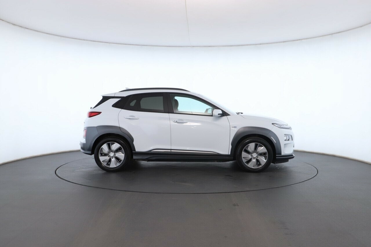 Hyundai Kona image 3