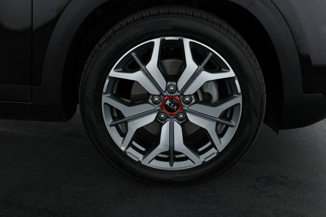 Kia Seltos image 4