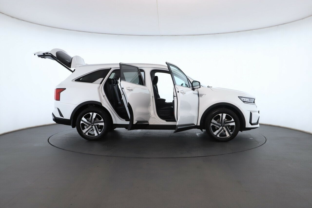 Kia Sorento image 2
