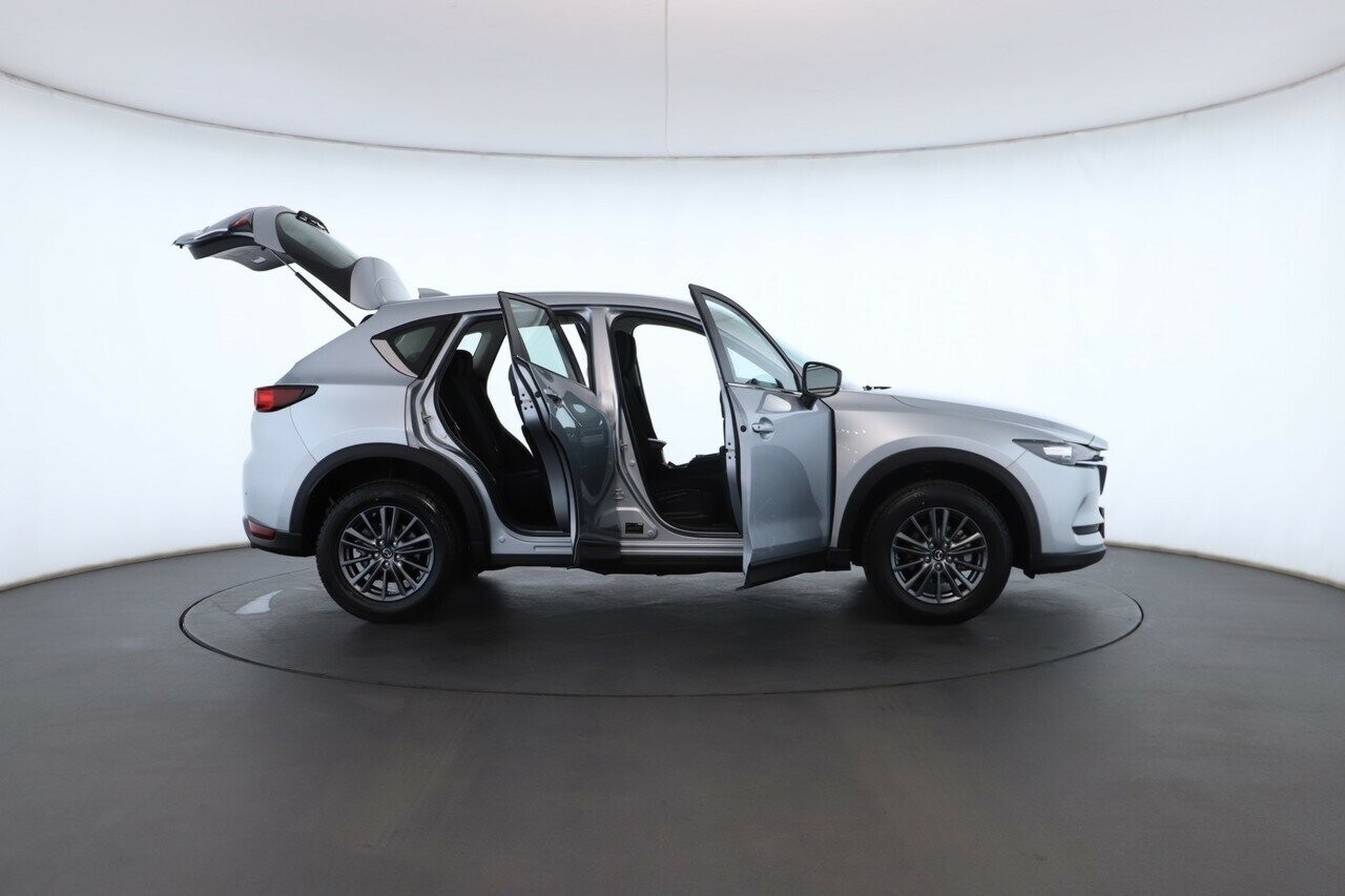 Mazda Cx-5 image 2