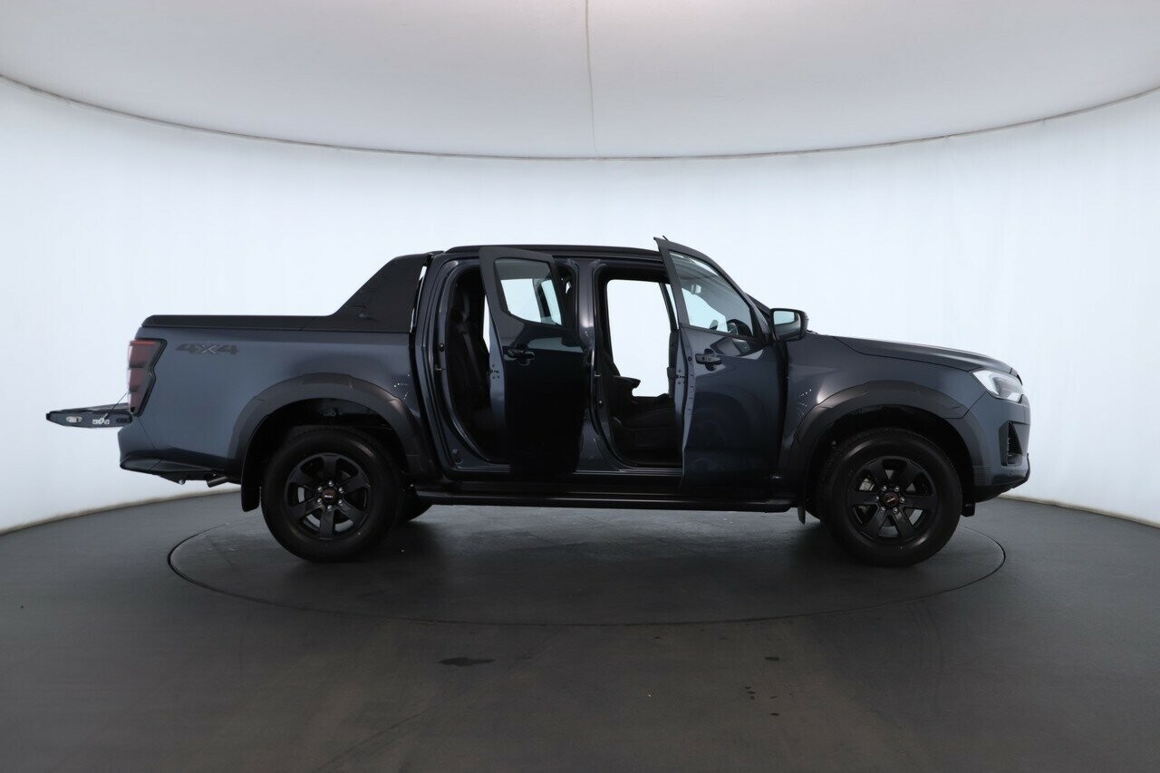 Isuzu D-max image 2