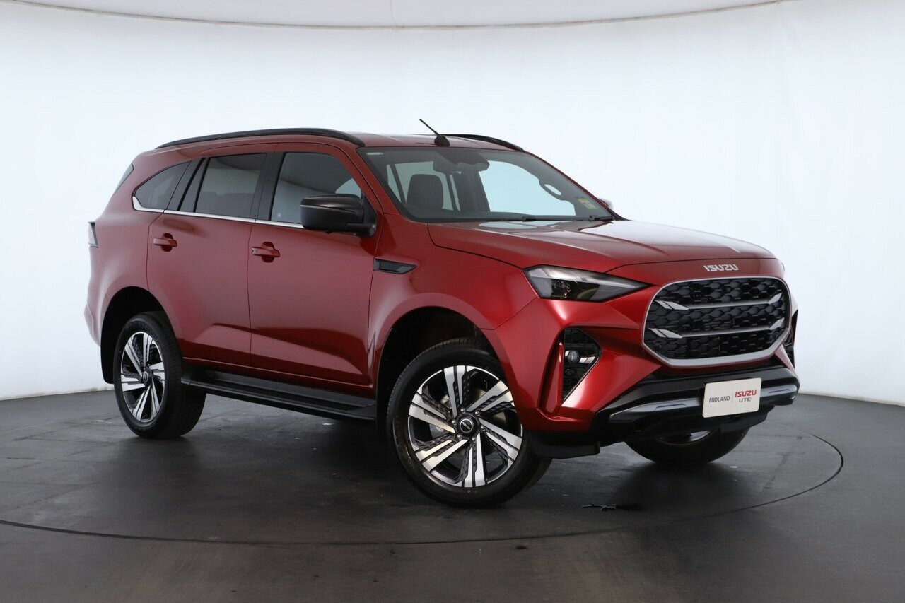 Isuzu Mu-x image 1