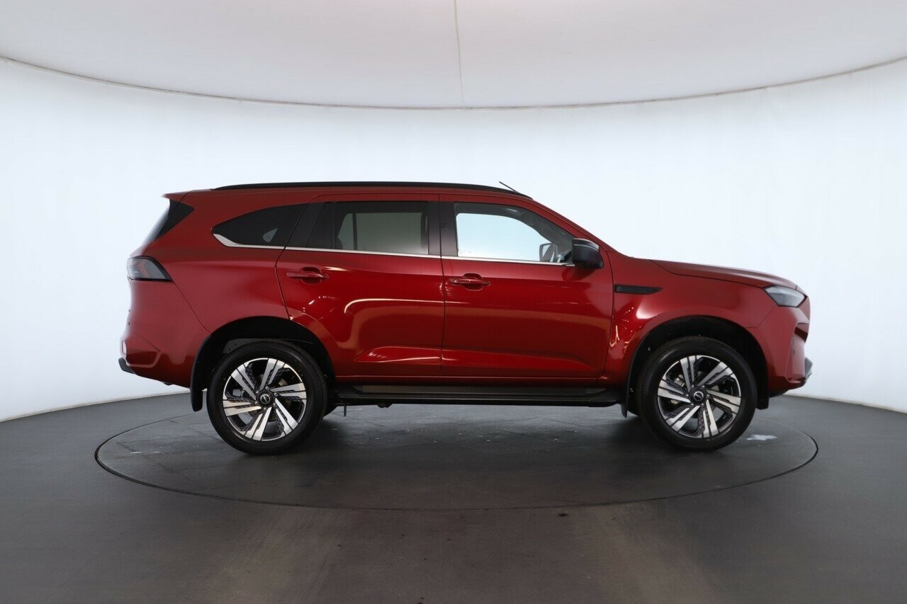 Isuzu Mu-x image 2