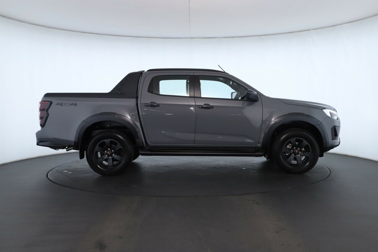 Isuzu D-max image 2