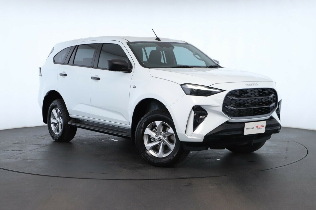 Isuzu Mu-x image 1
