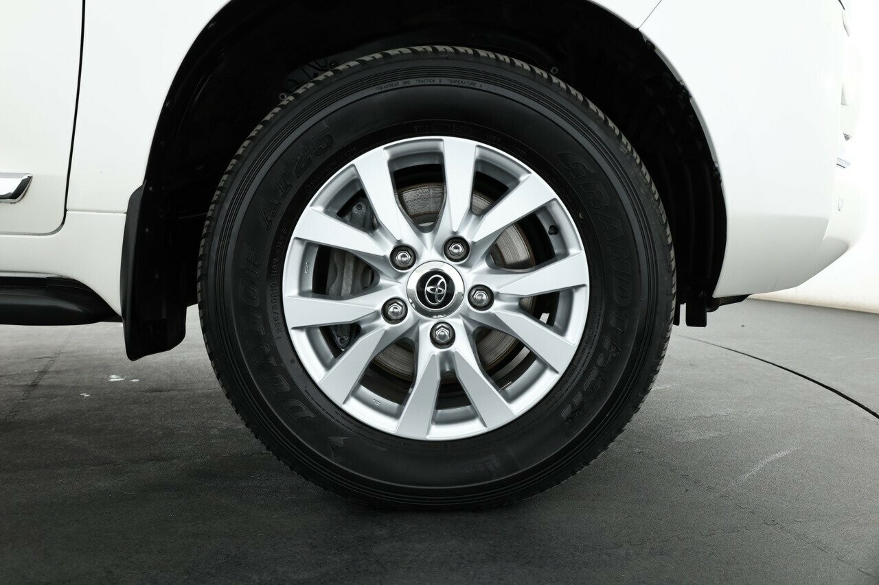 Toyota Landcruiser image 4