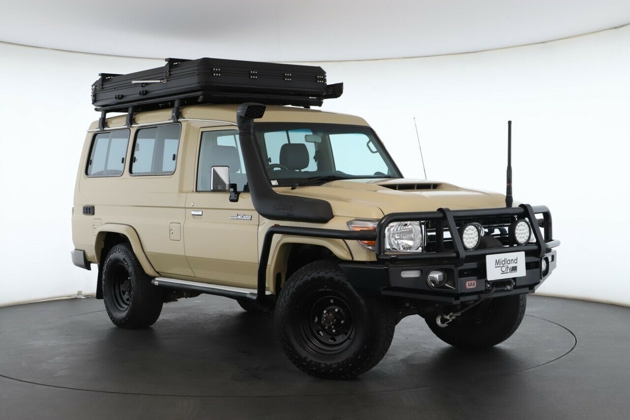 Toyota Landcruiser image 1