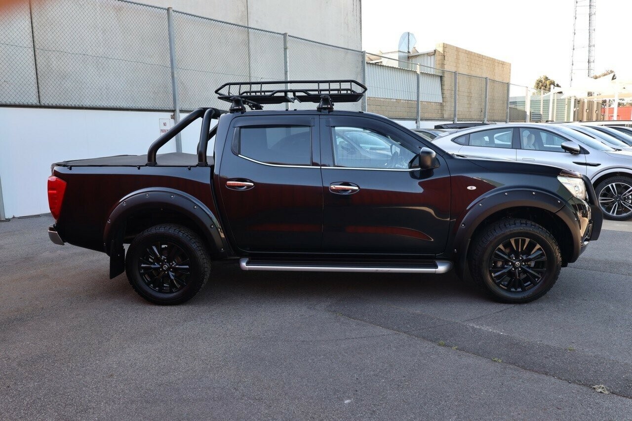 Nissan Navara image 2
