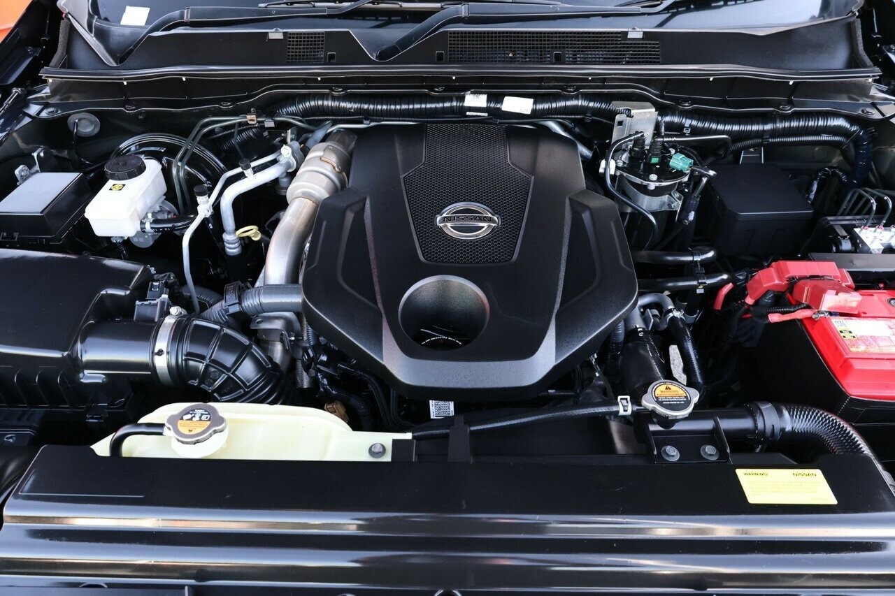 Nissan Navara image 4