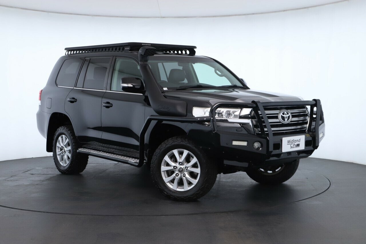 Toyota Landcruiser image 1