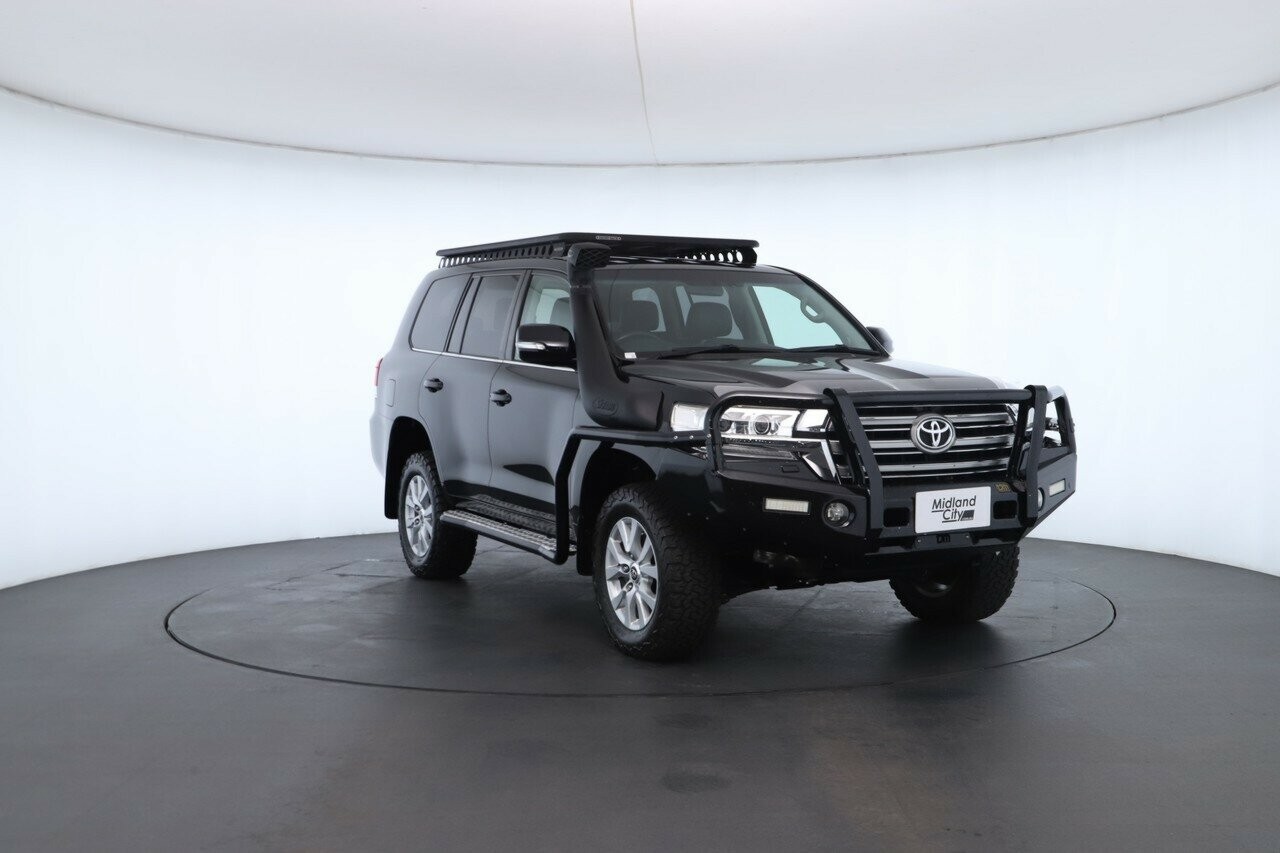 Toyota Landcruiser image 4