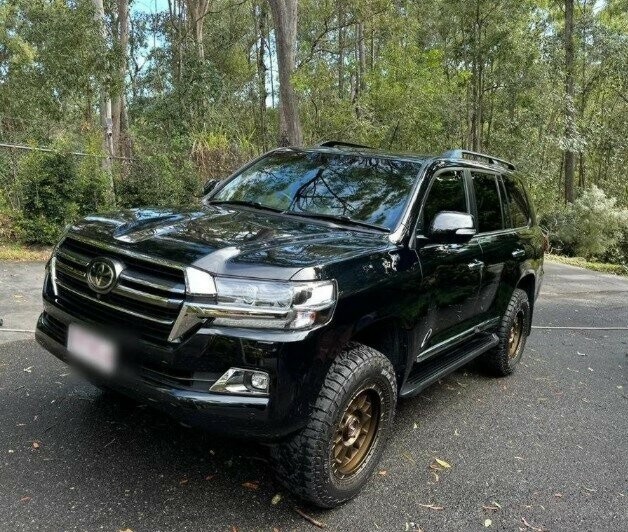 Toyota Landcruiser image 1