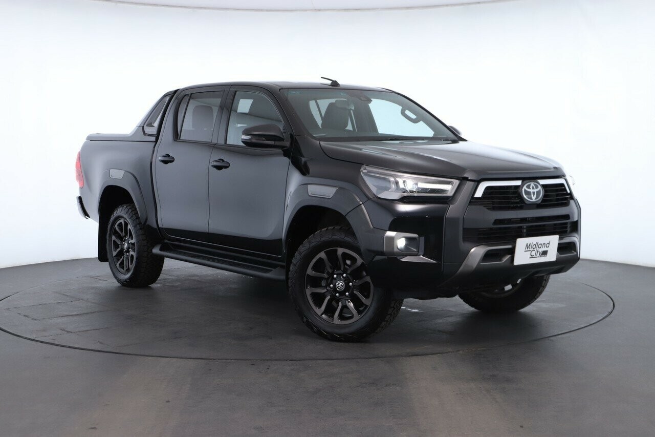 Toyota Hilux image 1