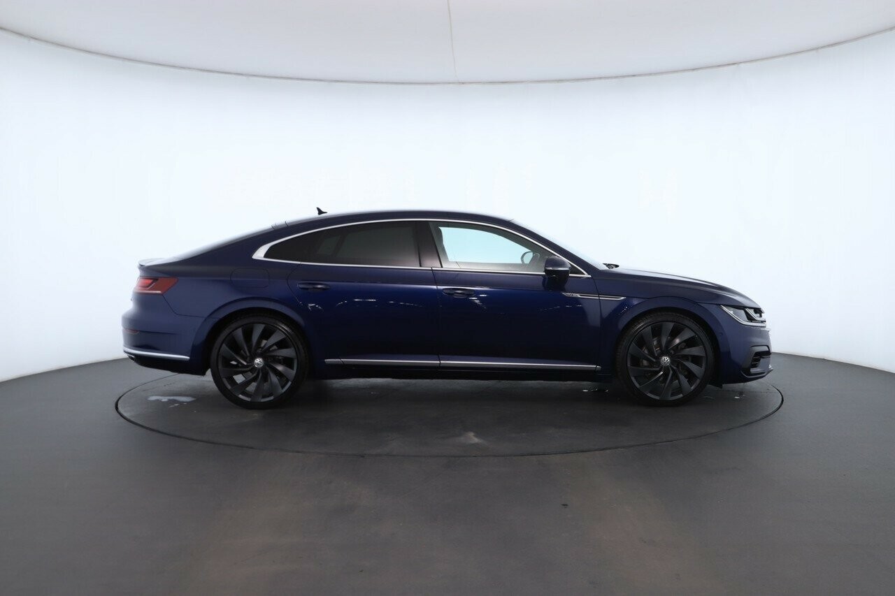 Volkswagen Arteon image 2