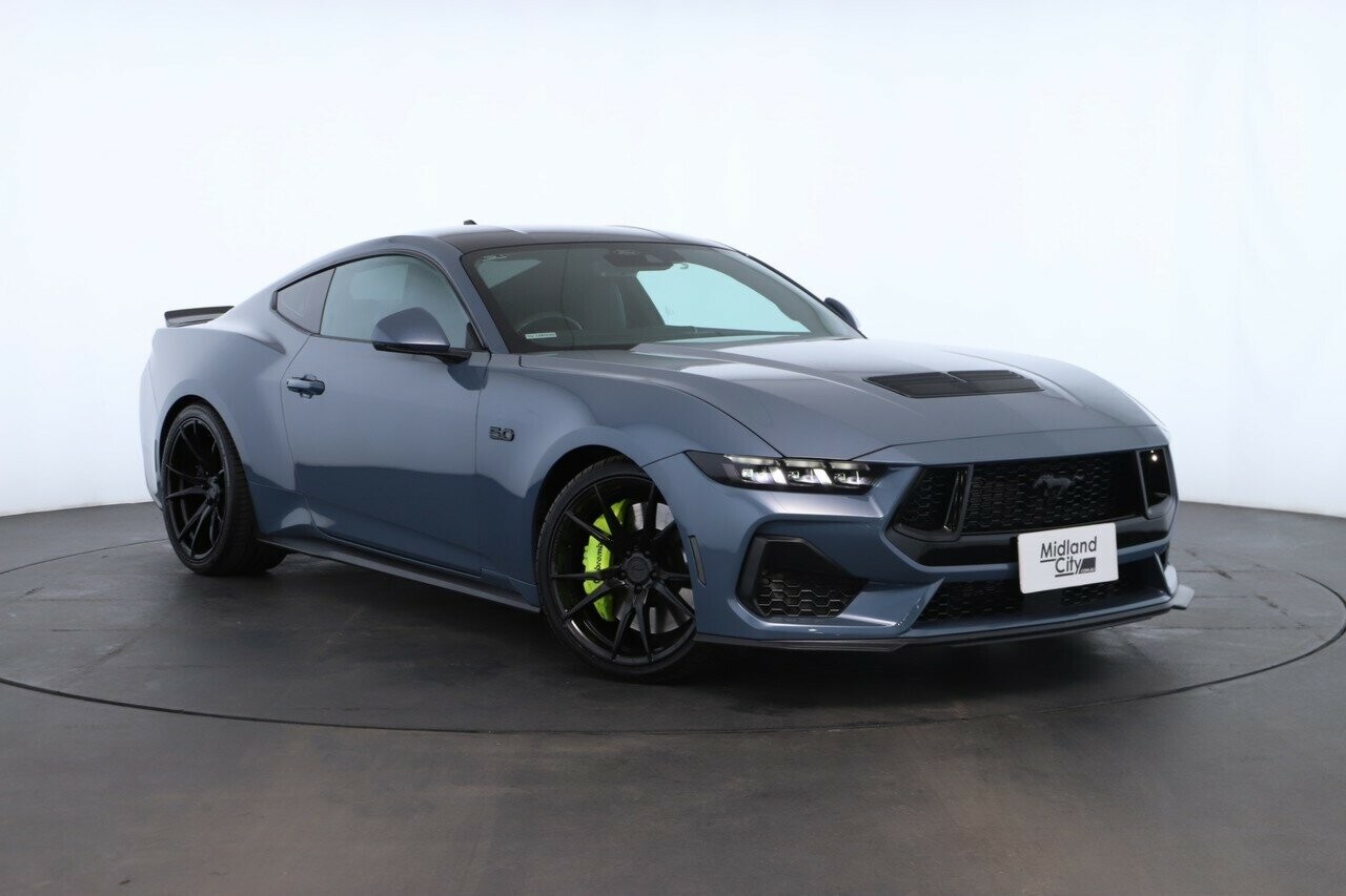 Ford Mustang image 1