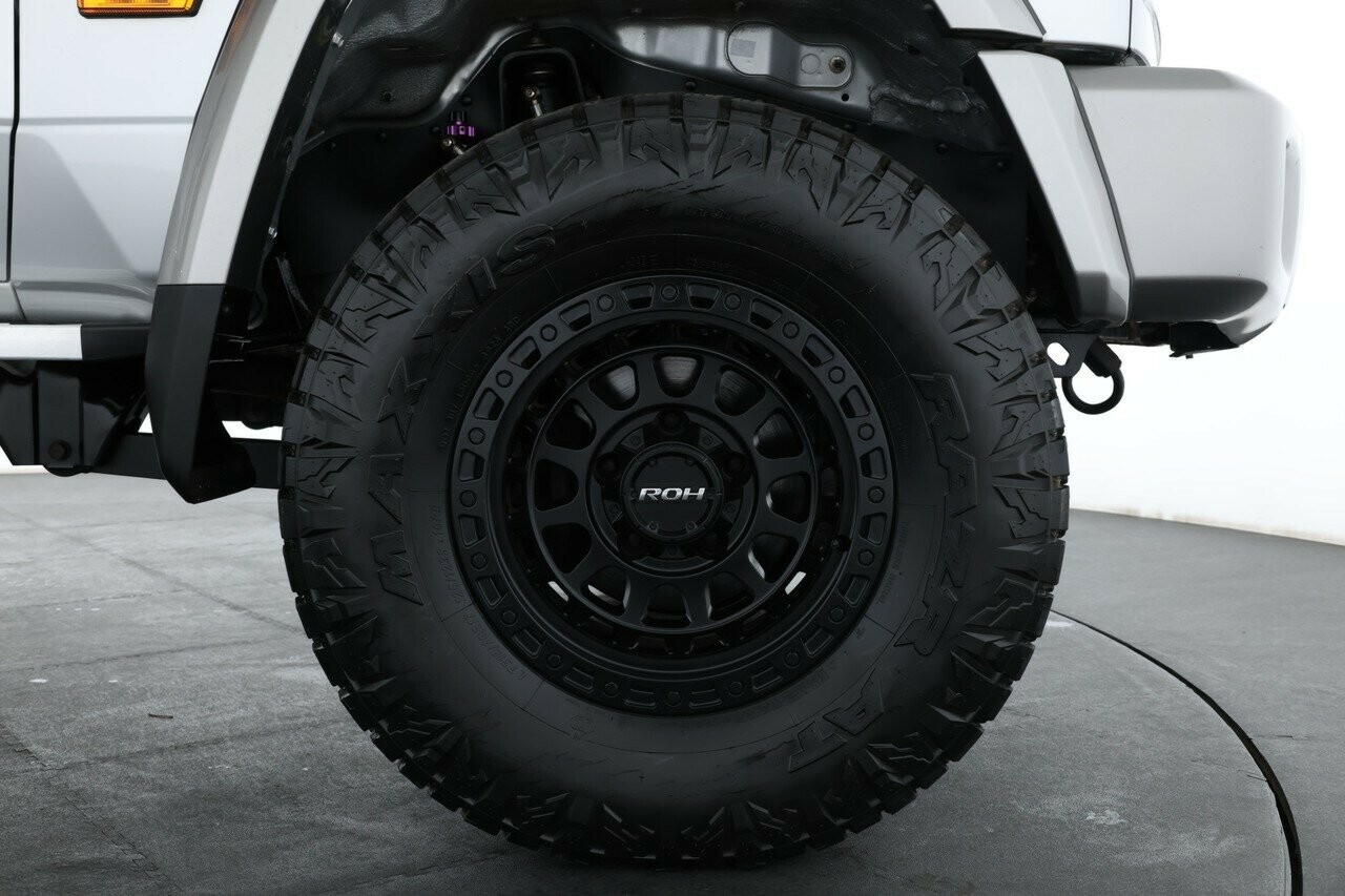 Toyota Landcruiser image 3