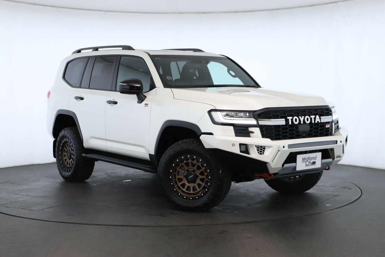 Toyota Landcruiser image 1