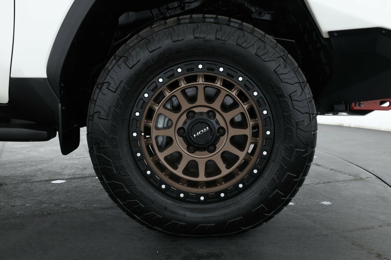 Toyota Landcruiser image 3