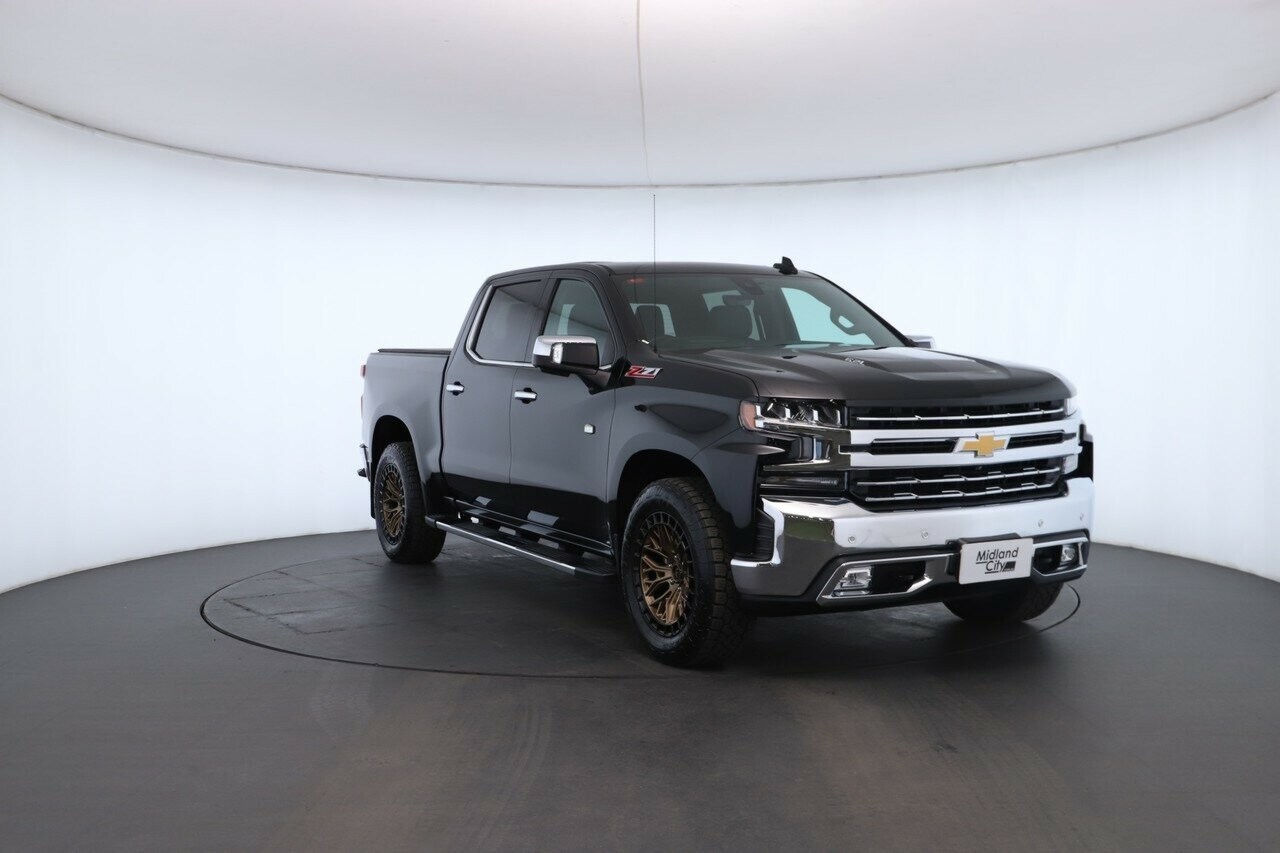 Chevrolet Silverado image 4