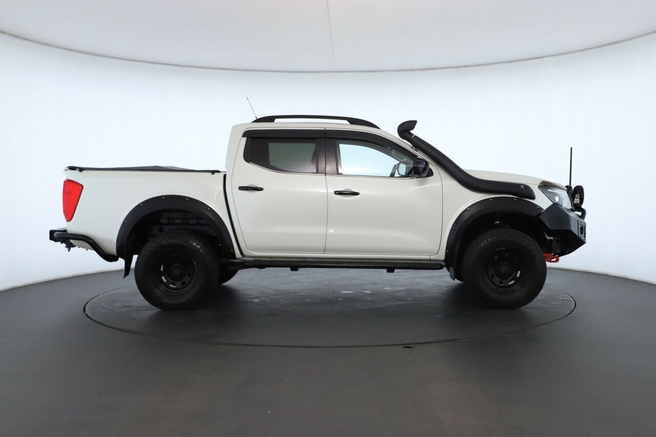Nissan Navara image 2