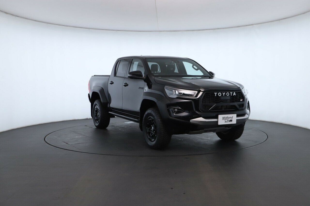 Toyota Hilux image 4