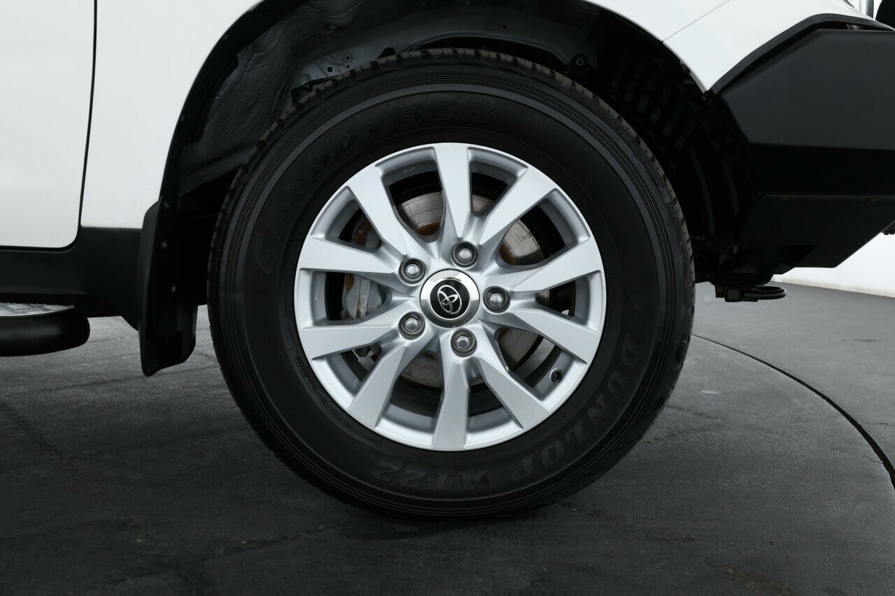 Toyota Landcruiser image 3