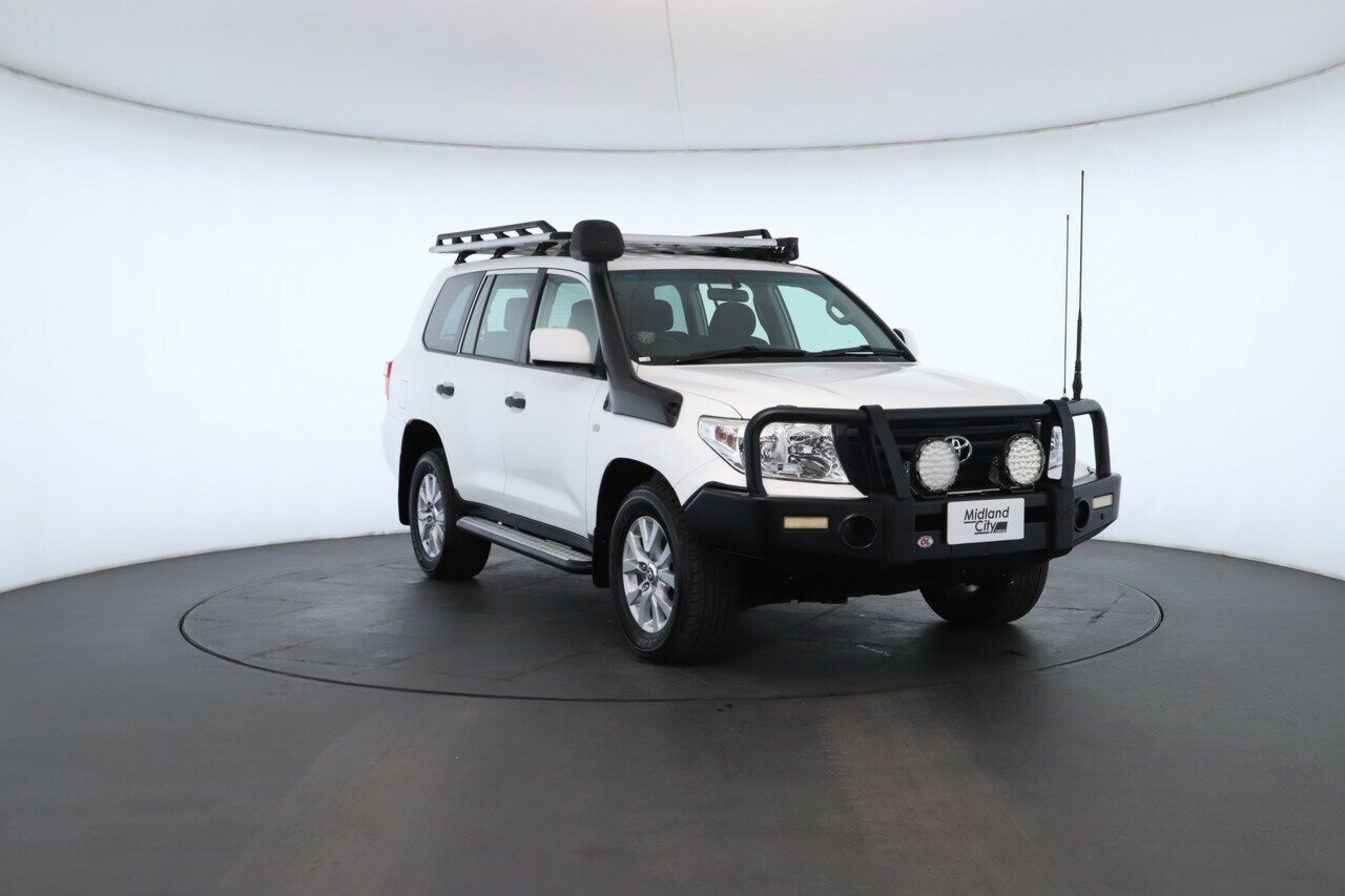 Toyota Landcruiser image 4
