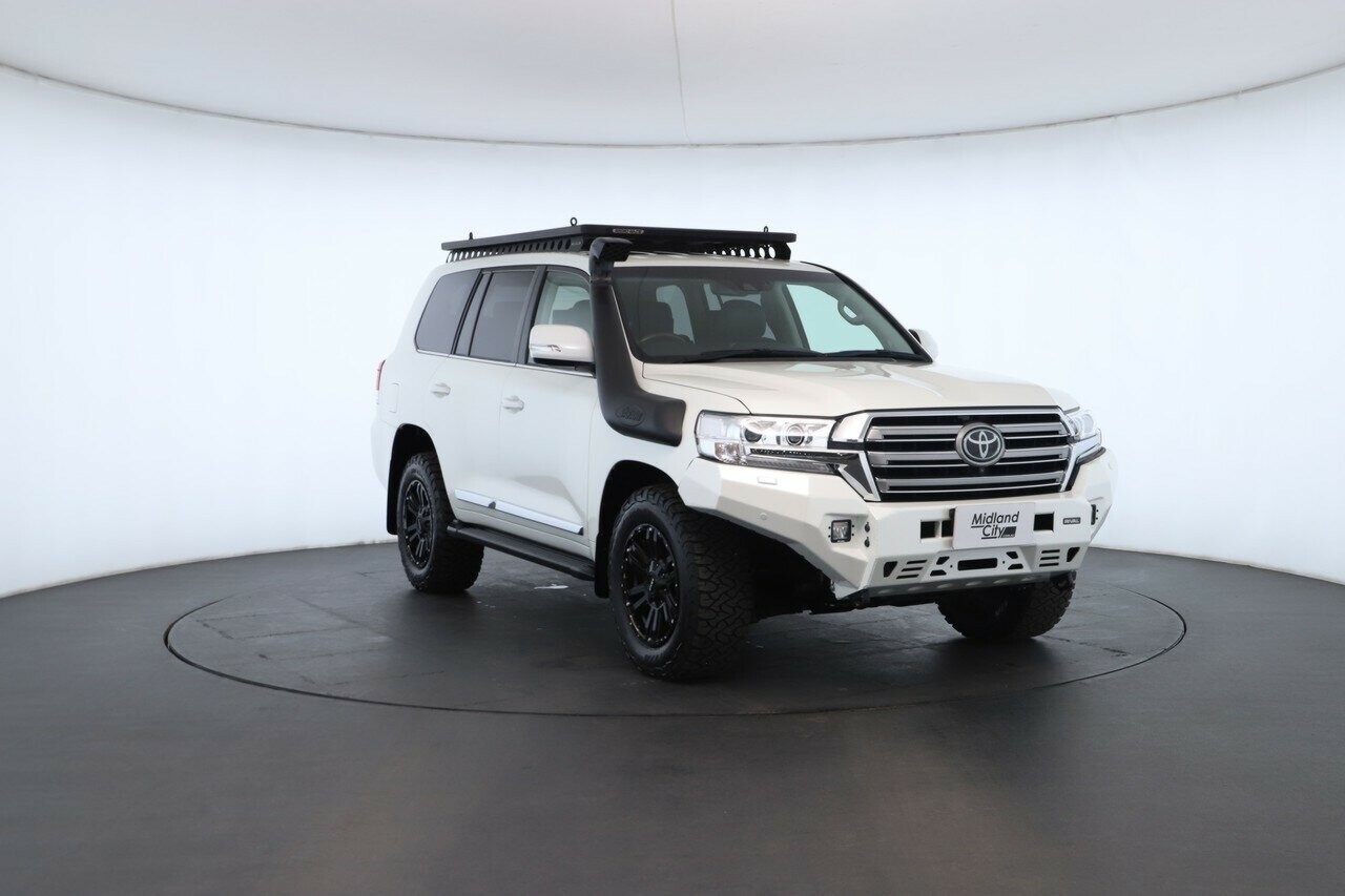 Toyota Landcruiser image 4