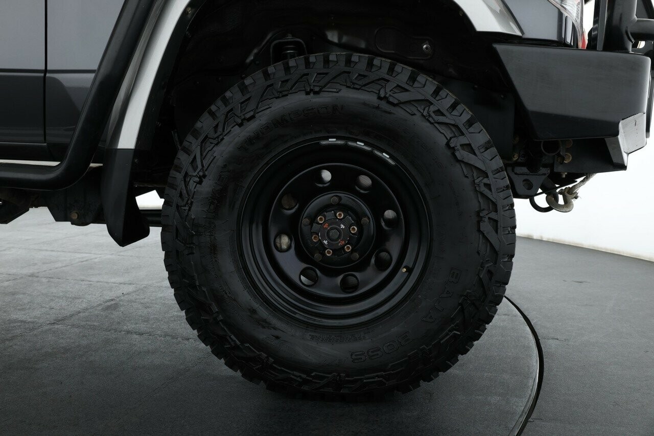 Toyota Landcruiser image 4
