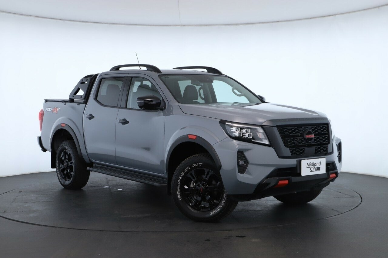 Nissan Navara image 1