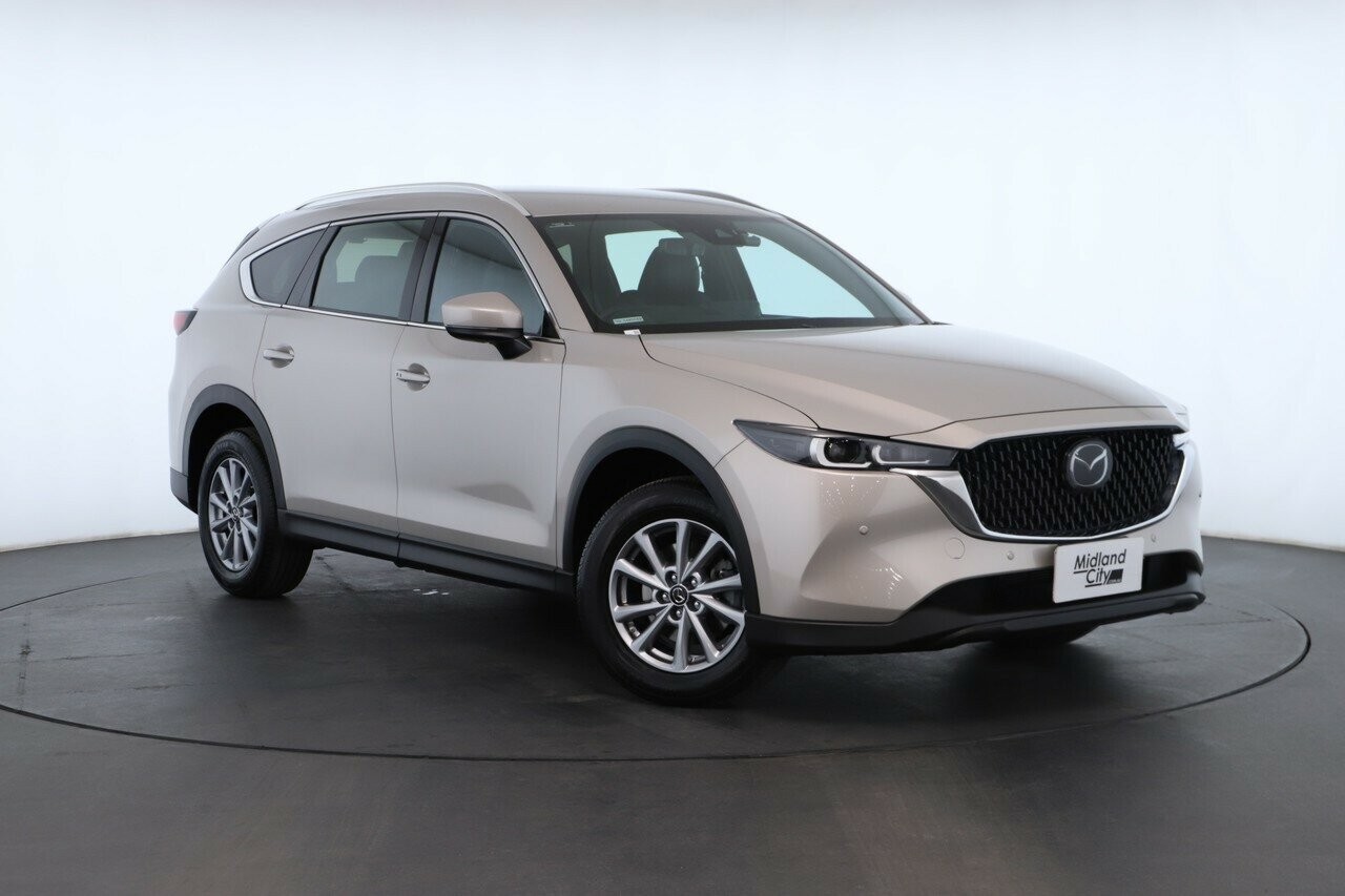 Mazda Cx-8 image 1