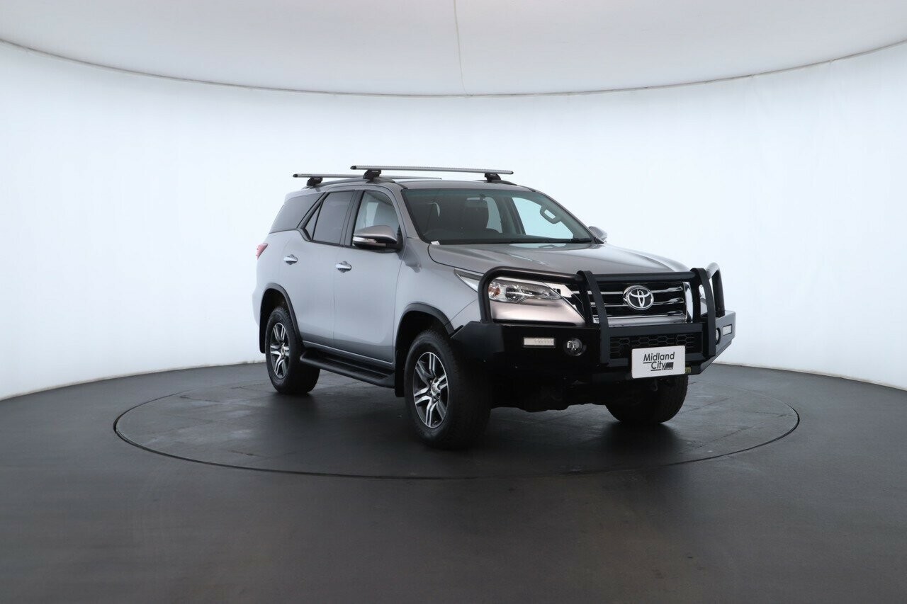 Toyota Fortuner image 4