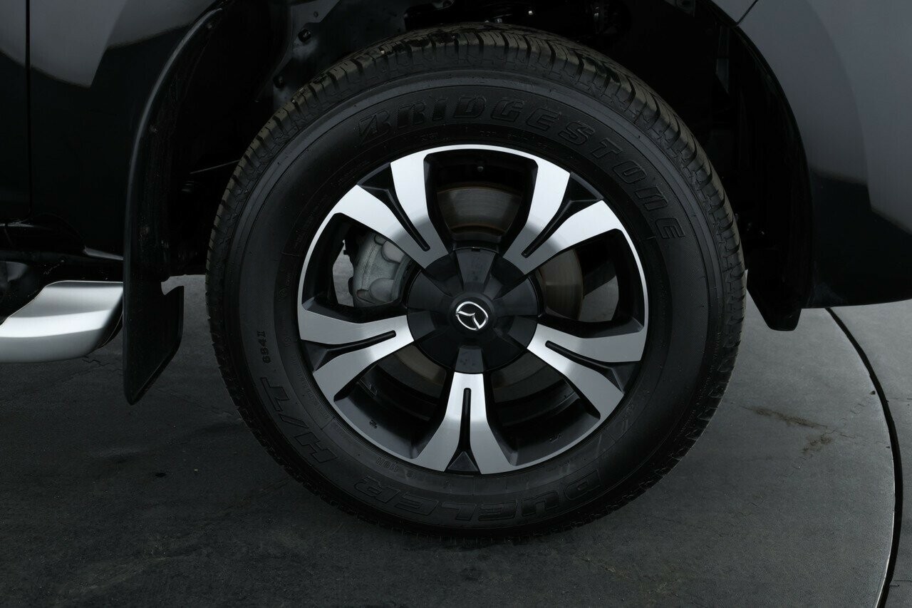Mazda Bt-50 image 3