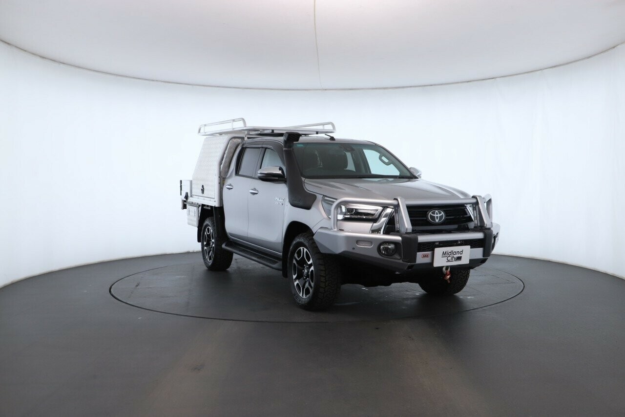 Toyota Hilux image 4