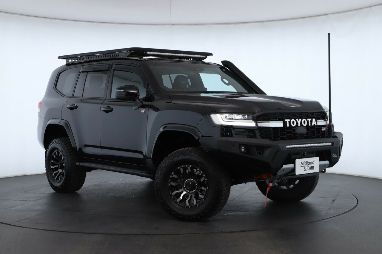 Toyota Landcruiser image 1