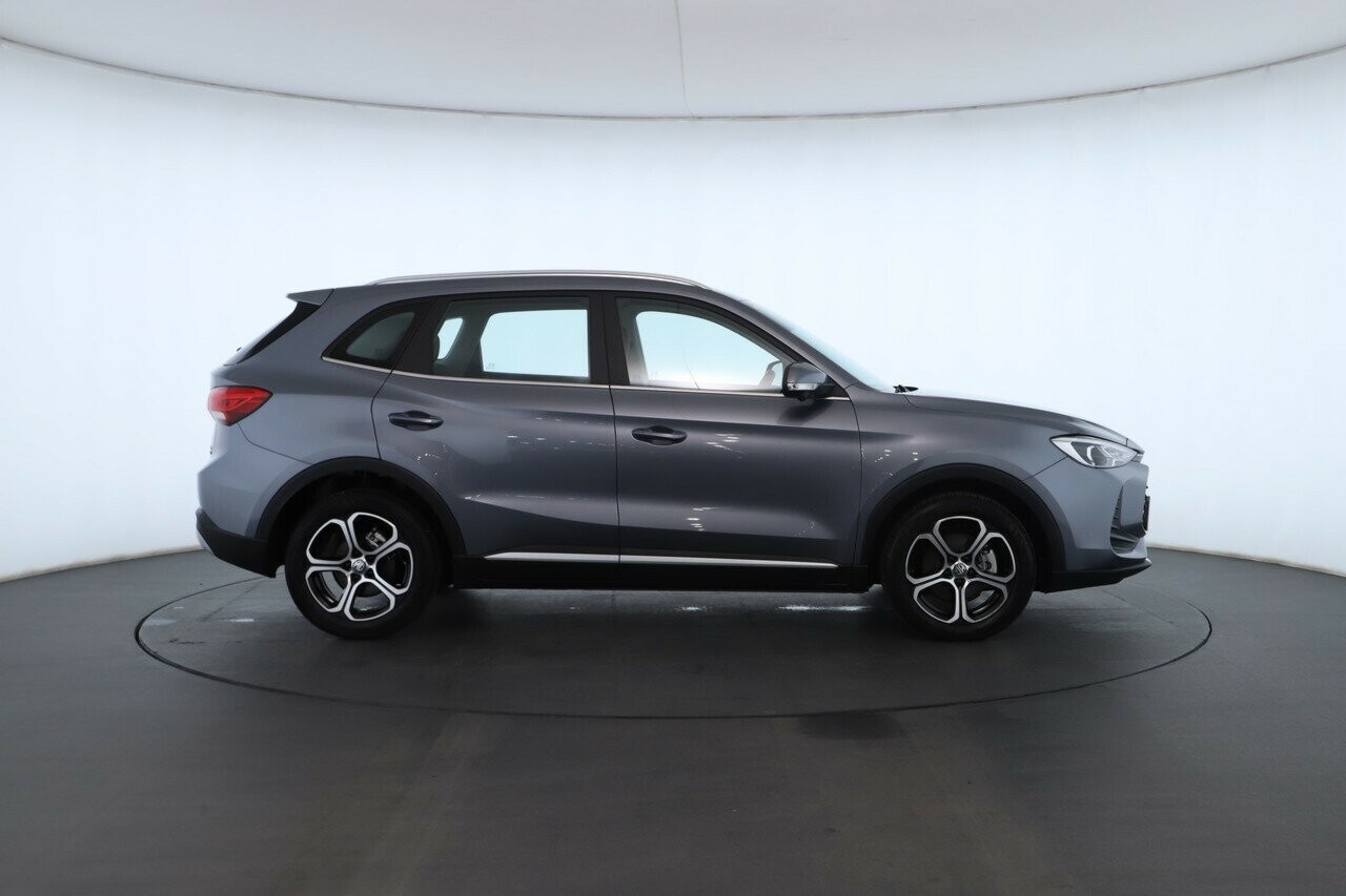 MG Zs image 2