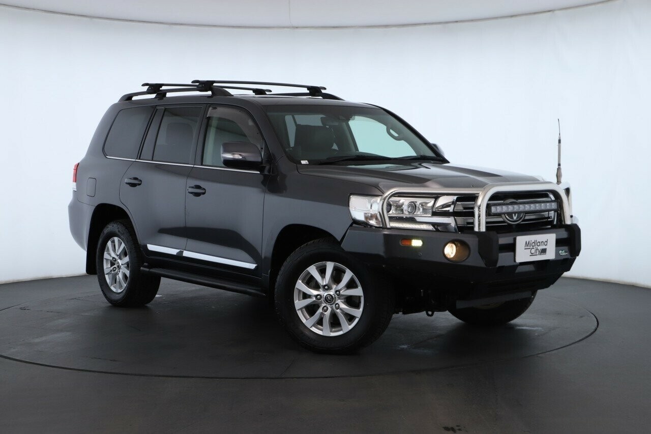 Toyota Landcruiser image 1