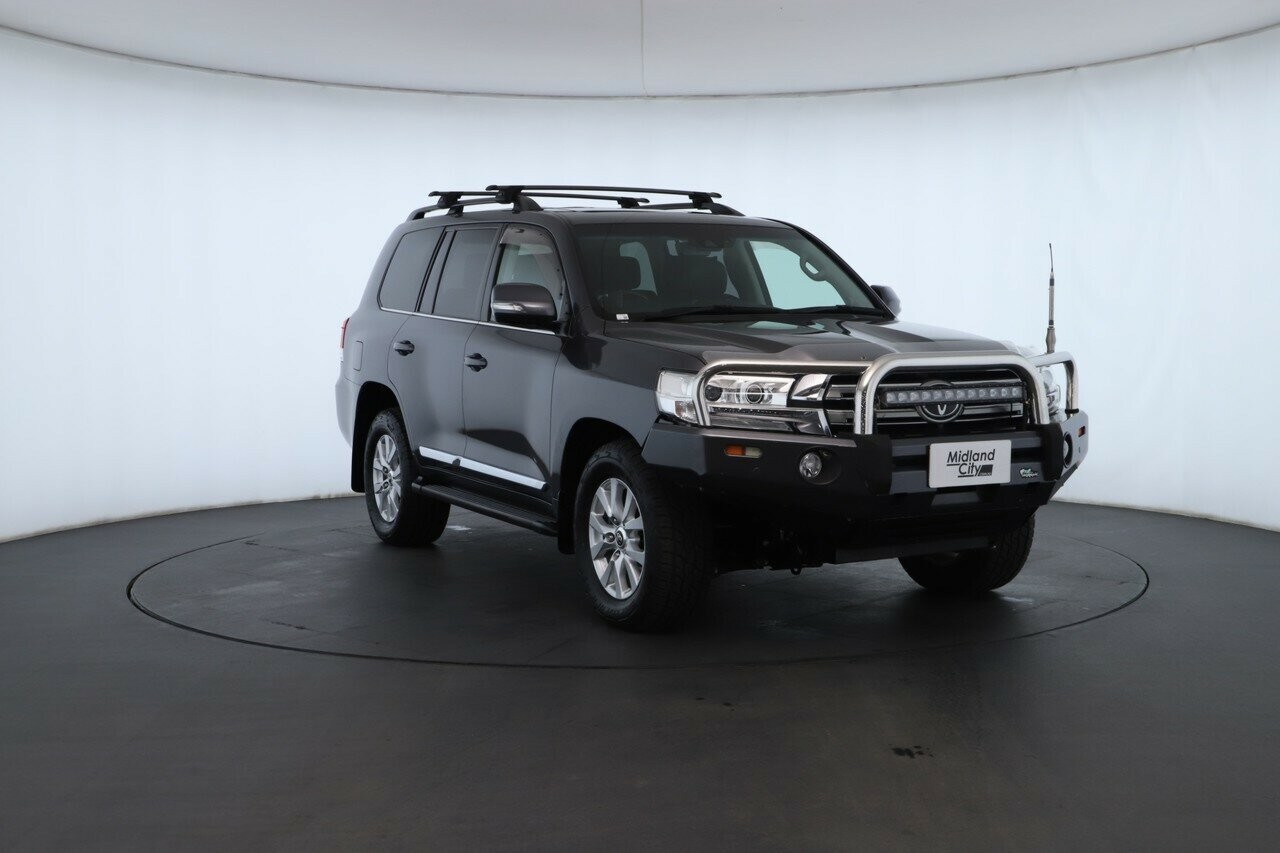 Toyota Landcruiser image 4