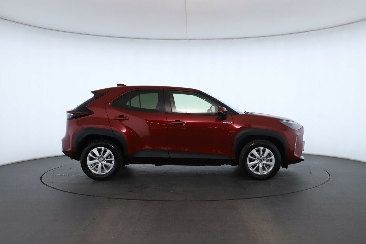 Toyota Yaris Cross image 2
