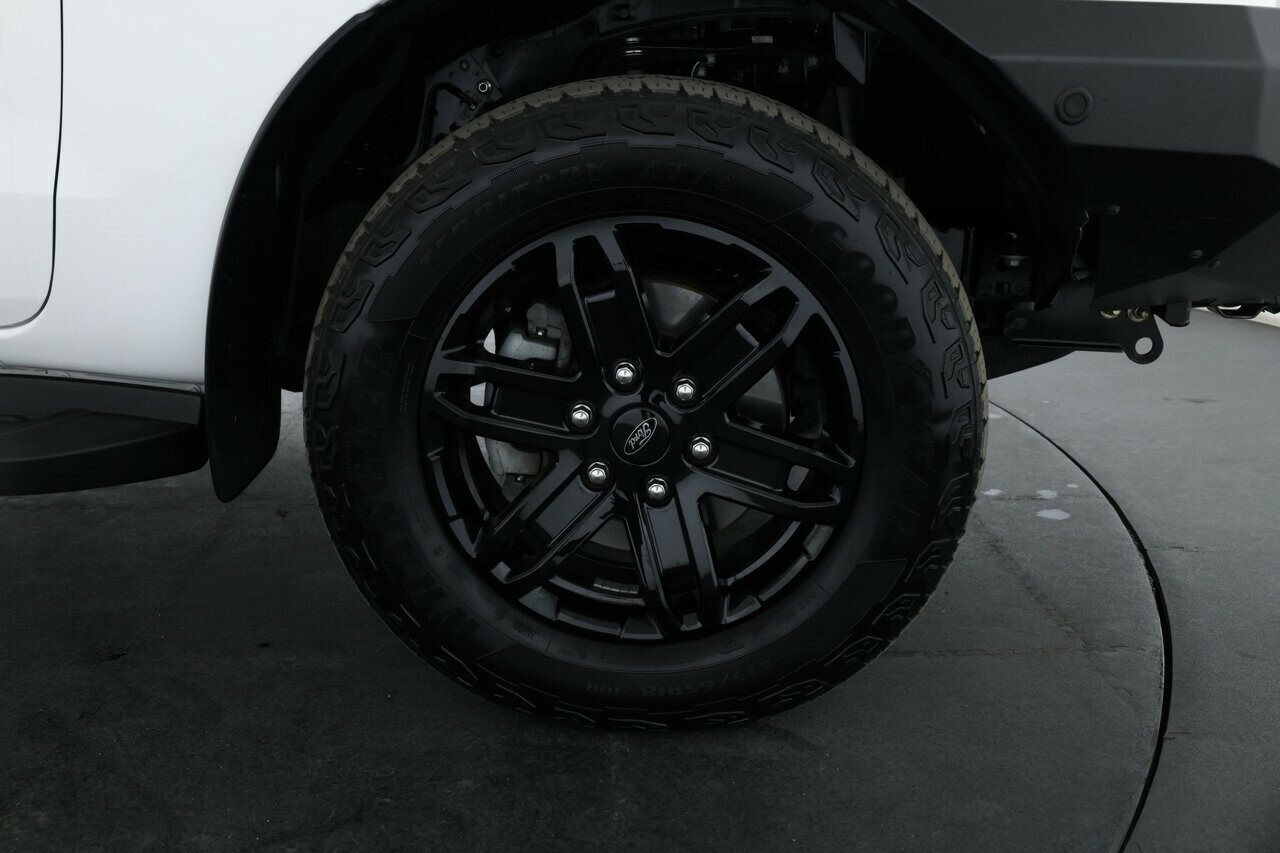 Ford Everest image 3