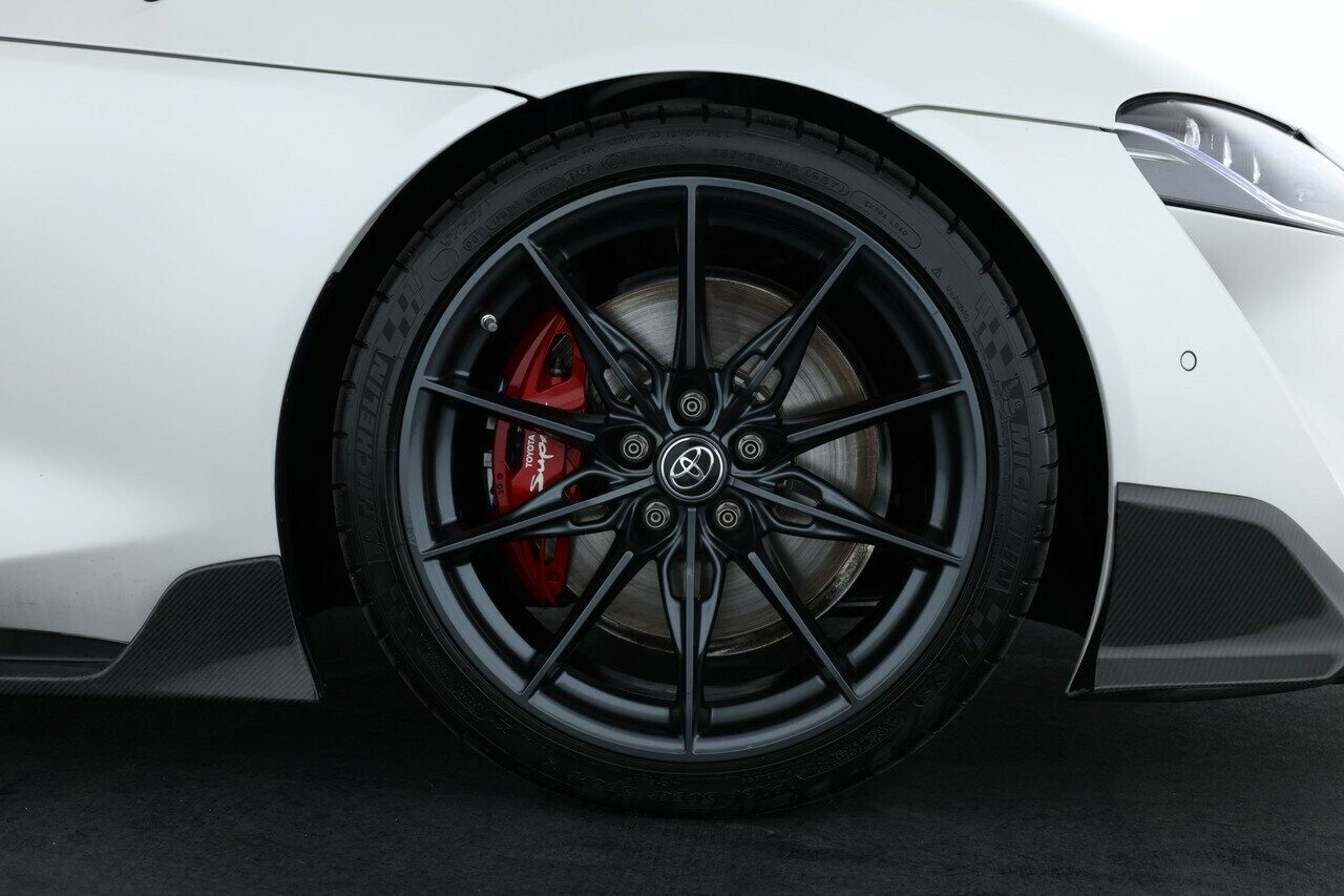 Toyota Supra image 3