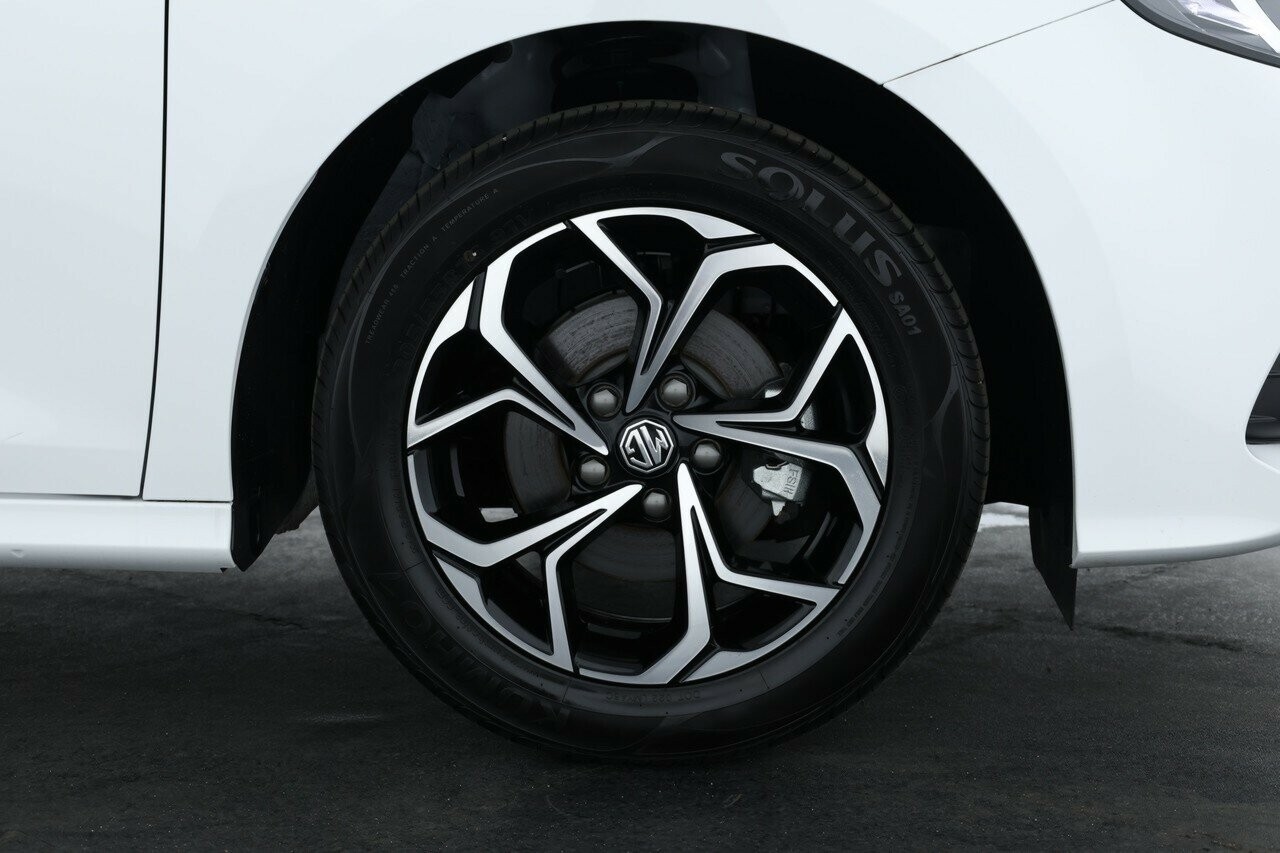 MG Mg5 image 3